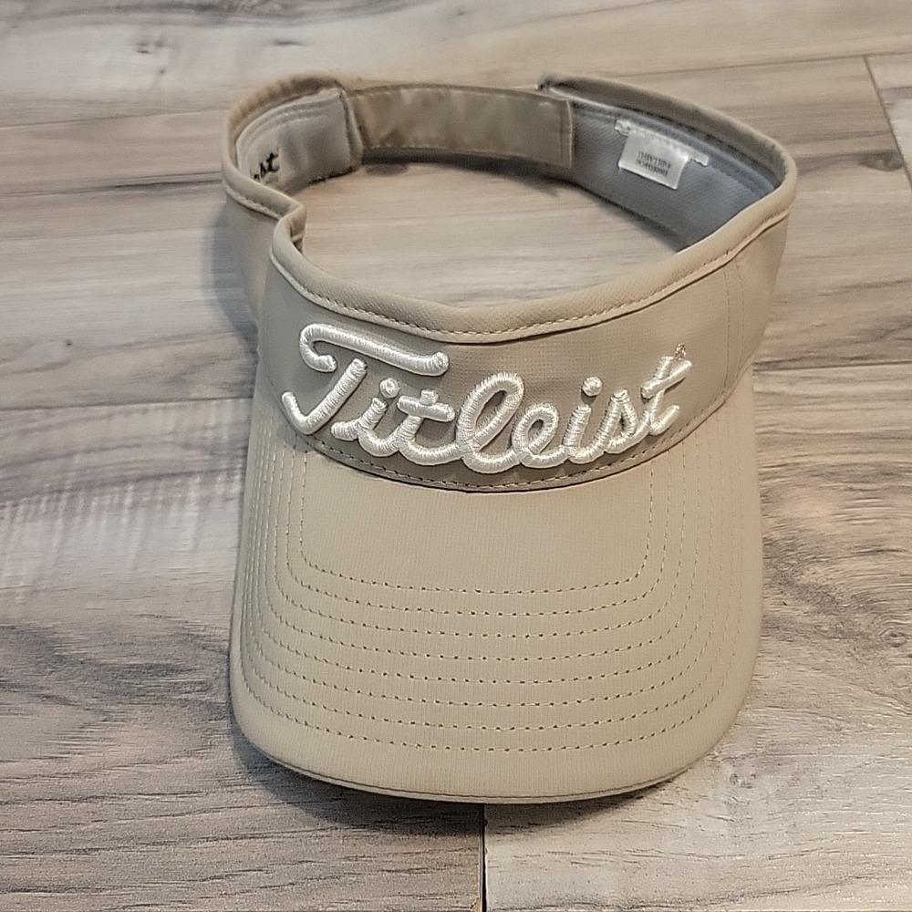 Titleist Pro V1‎ Footjoy Beige Men's Golf Viser Cap Hat Embroidered Logo